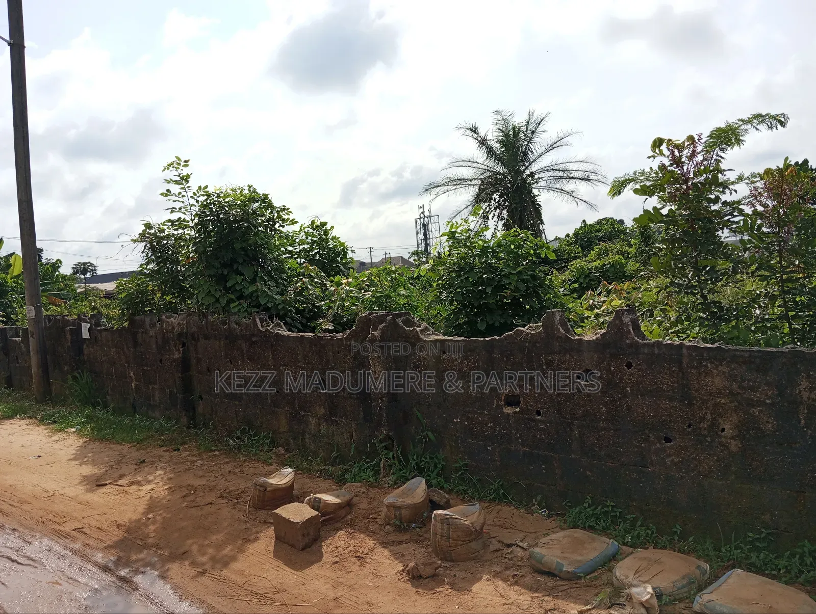 For Sale: 151⁄2 Plots at C4I Junction, Off Int'l Airport Rd