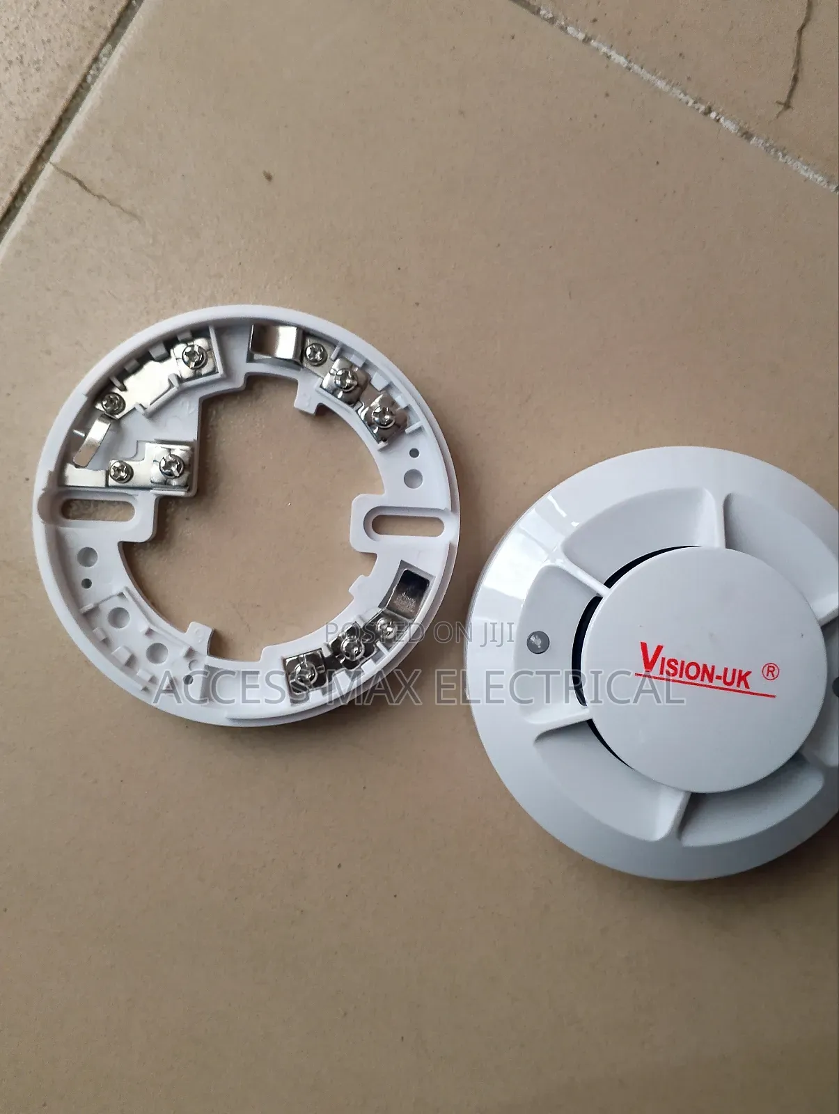 Vision Uk Smoke Detector( Last Price)