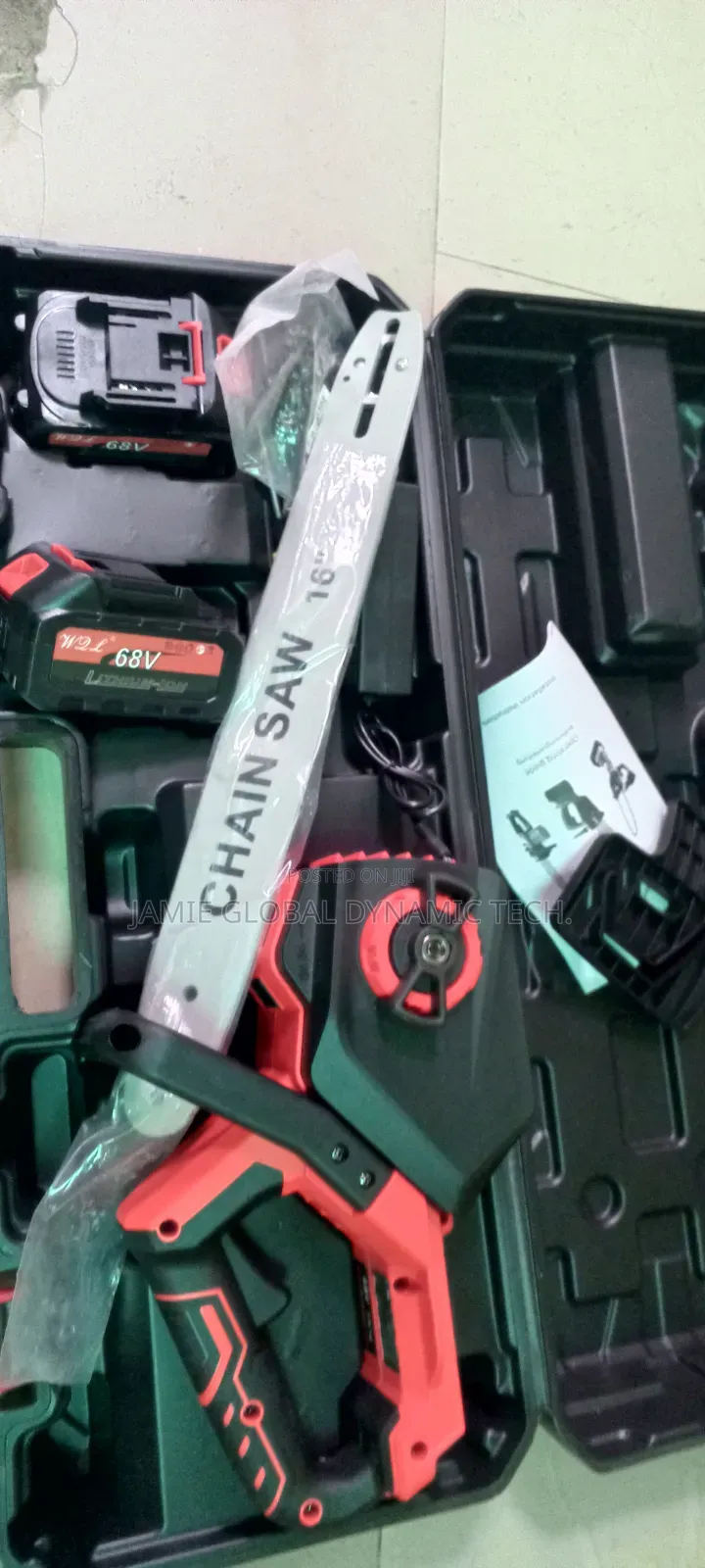 16" Rechargeable Chainsaw
