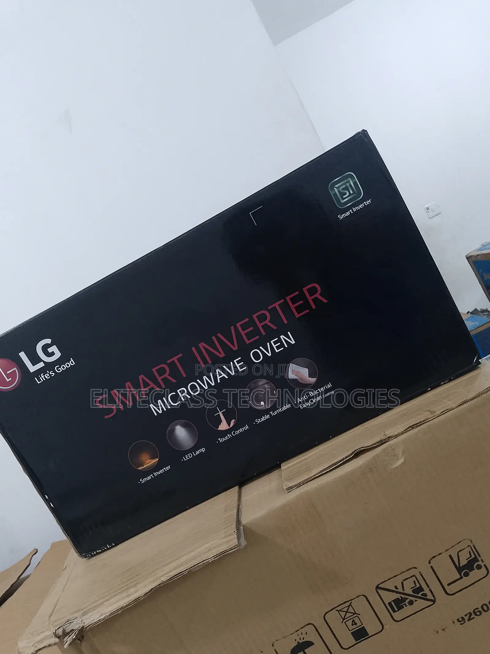 LG Smart Sense 25l Smart Inverter Microwave Oven