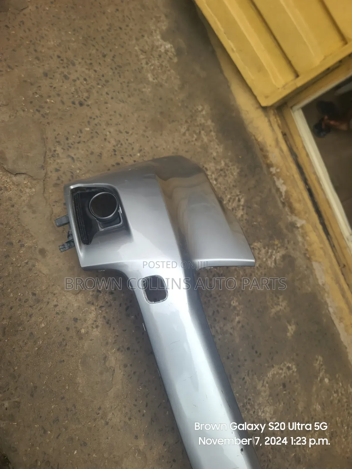 Front Up Bumper Toyota Highlander 2014-2016 ( Empty Up Part)