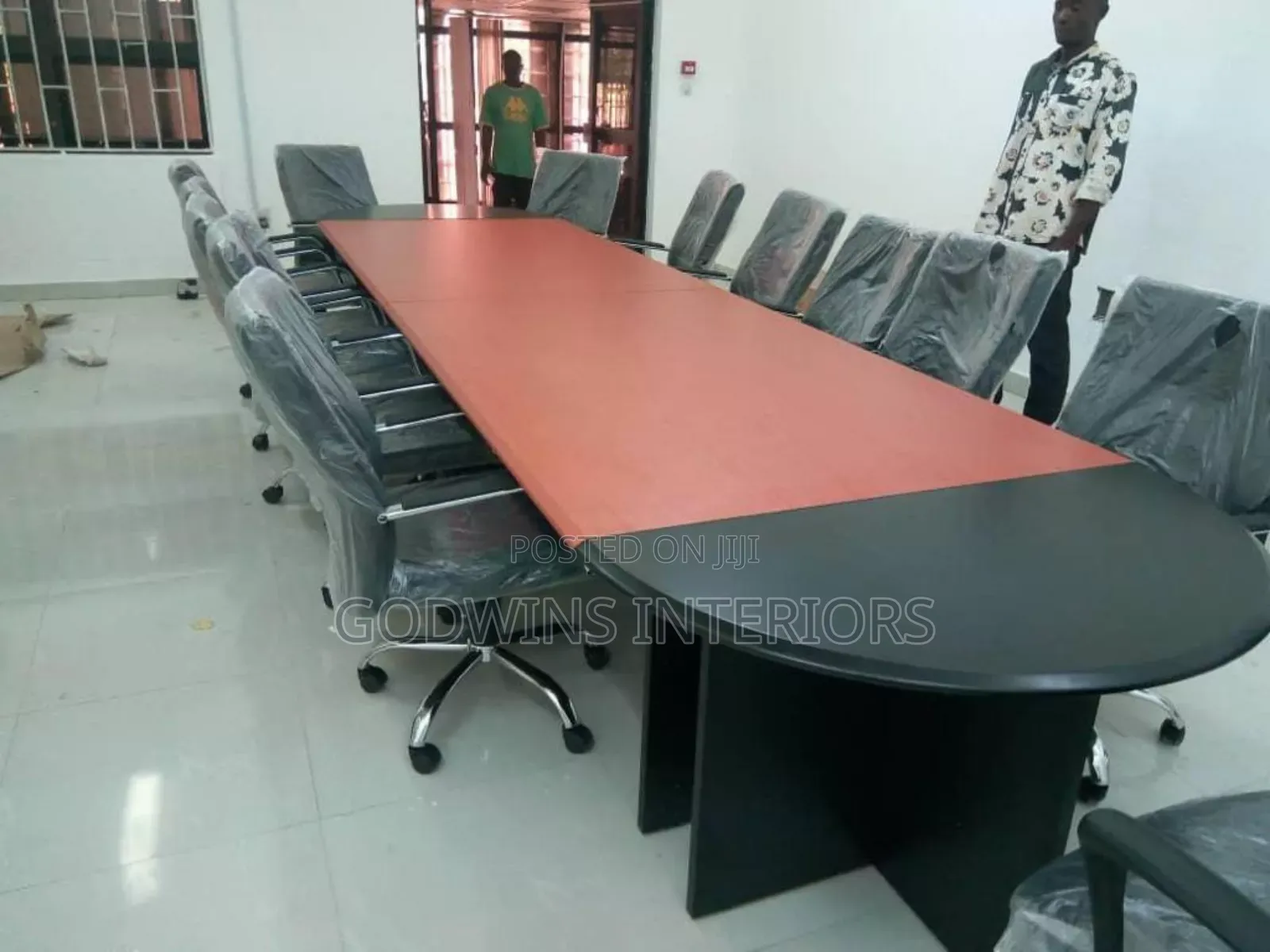 Exclusive Conference Table With Chairs
