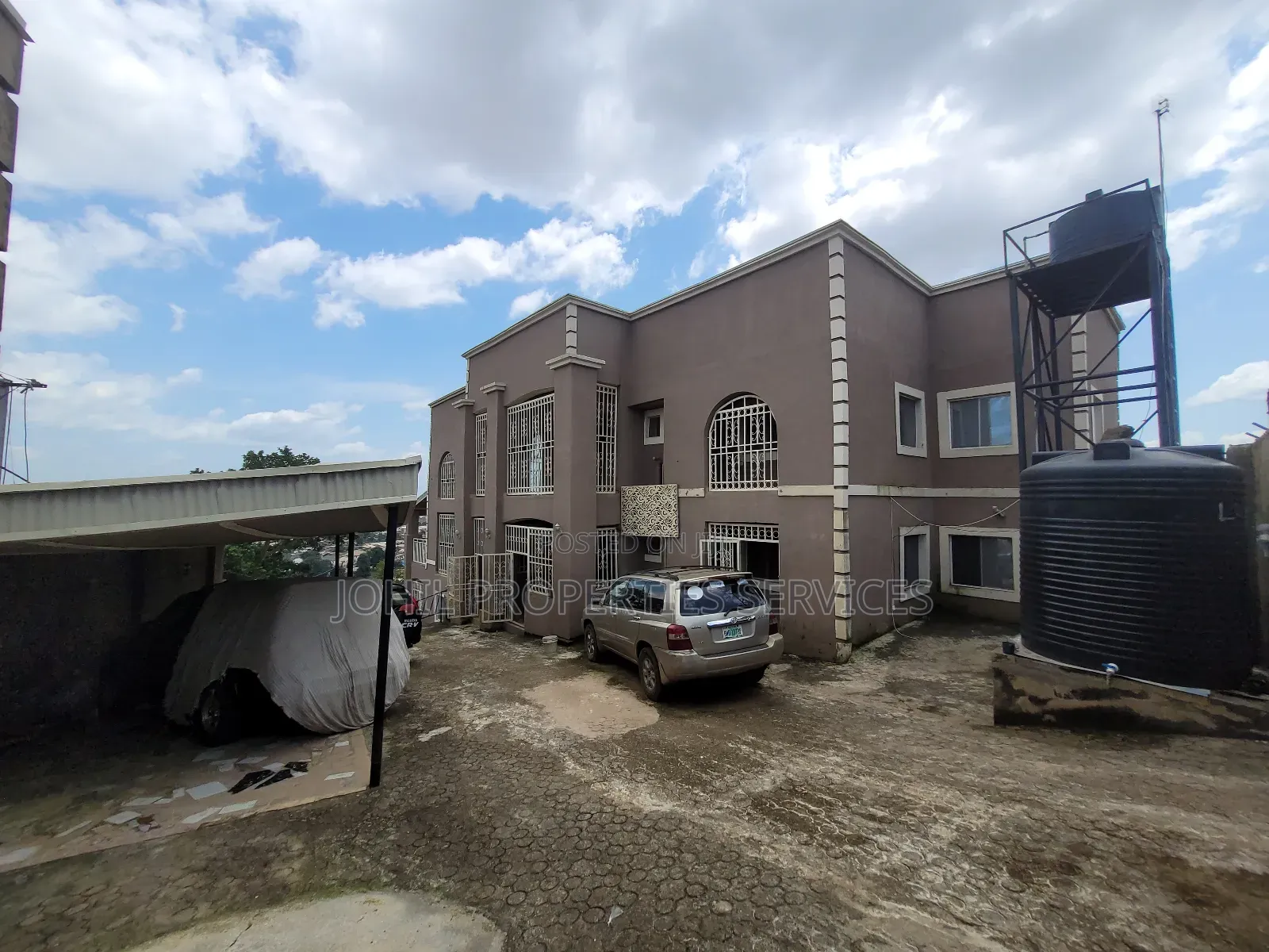 3bdrm Block of Flats in Karu for sale