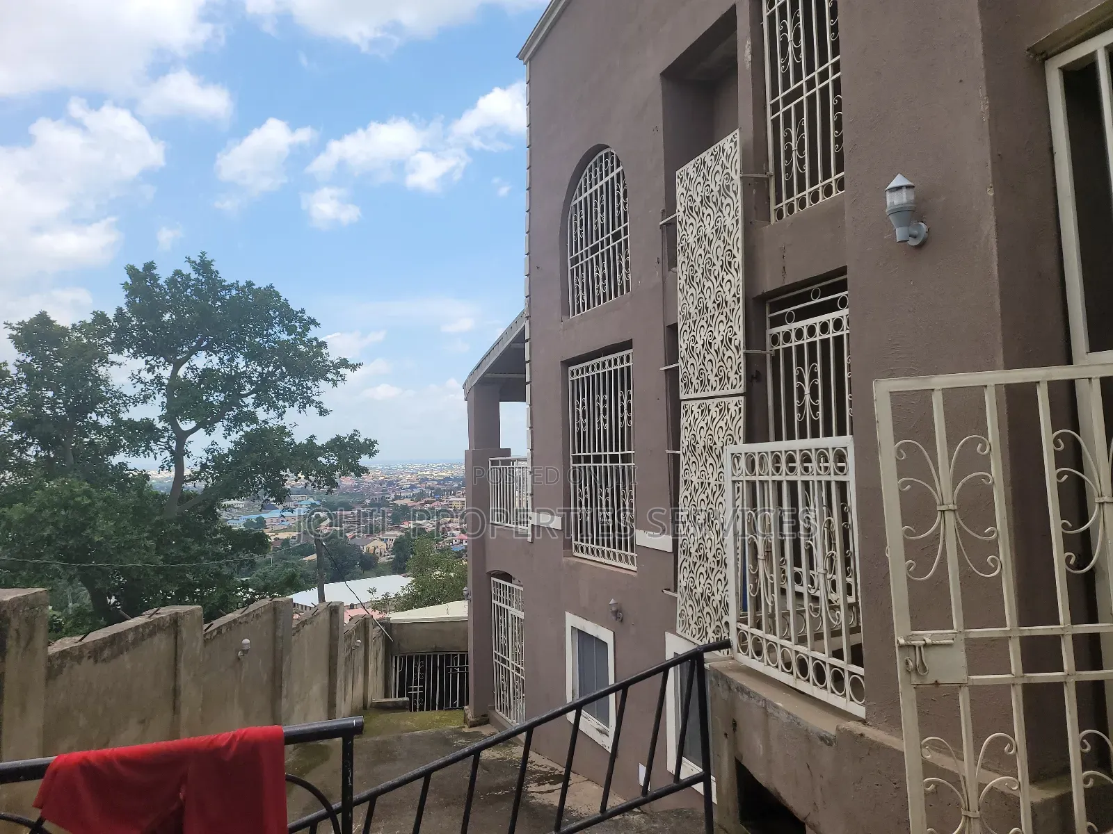 3bdrm Block of Flats in Karu for sale