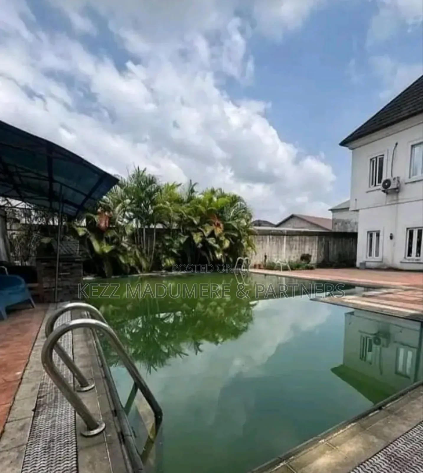 5bdrm Duplex in At Dr Peter Odili for sale