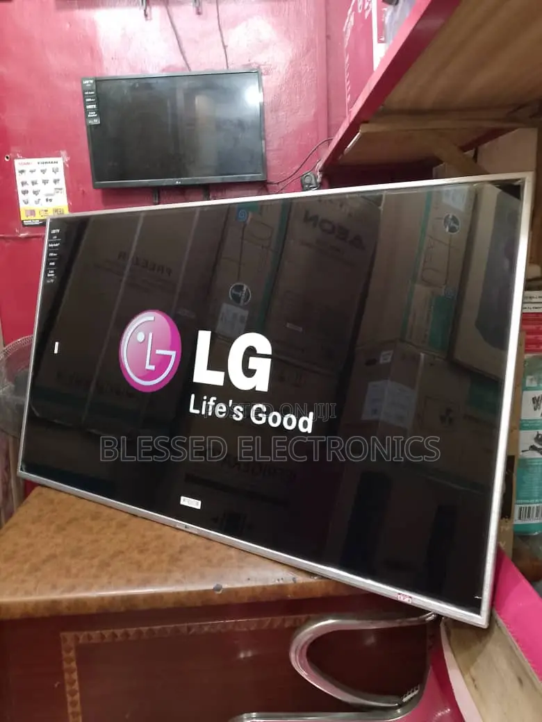 LG Uhd Ai Thinq 80" TV