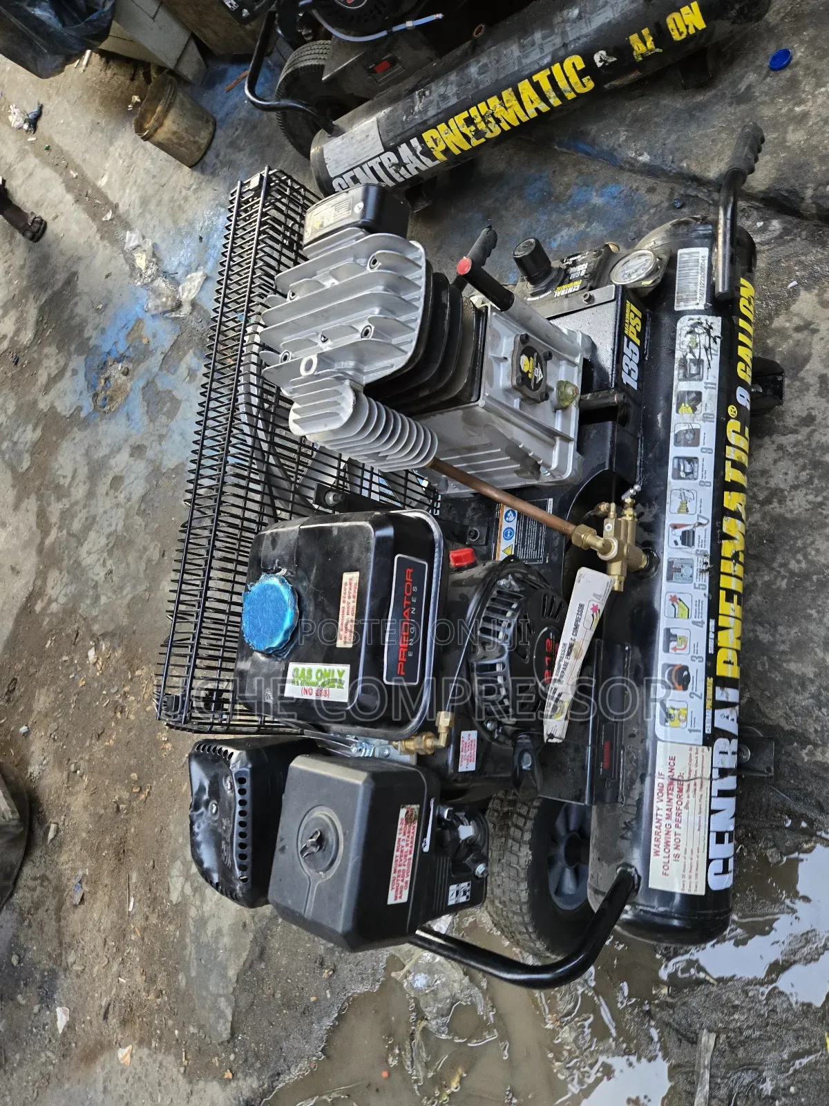Double Tank Air Compressor With Engine