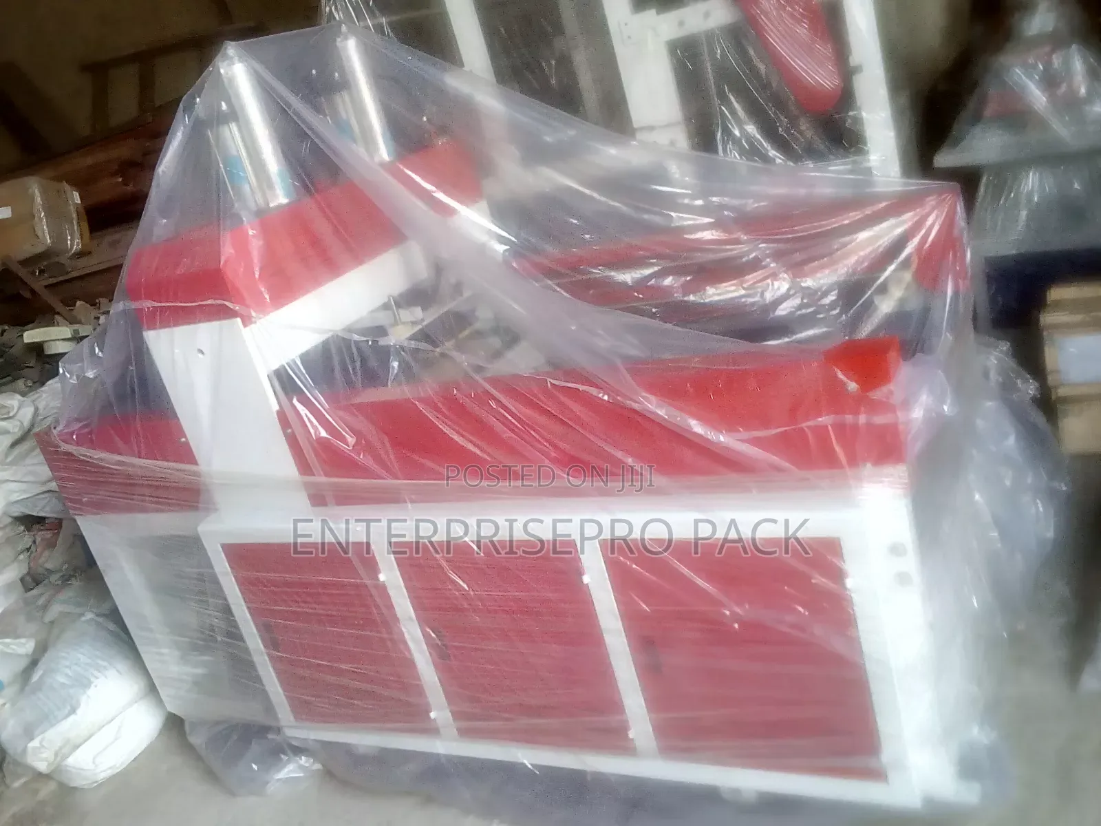 Automatic Nylon Cutting, Sealing and Punching Machine