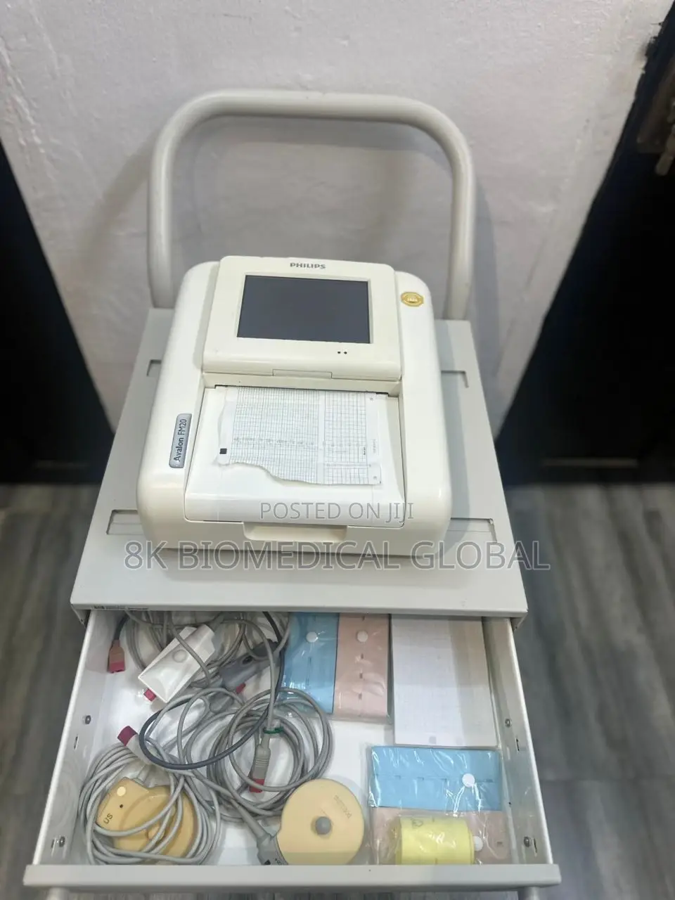 Phillips Avalon Fm20 Infant Monitor W/ Accessories And Stand