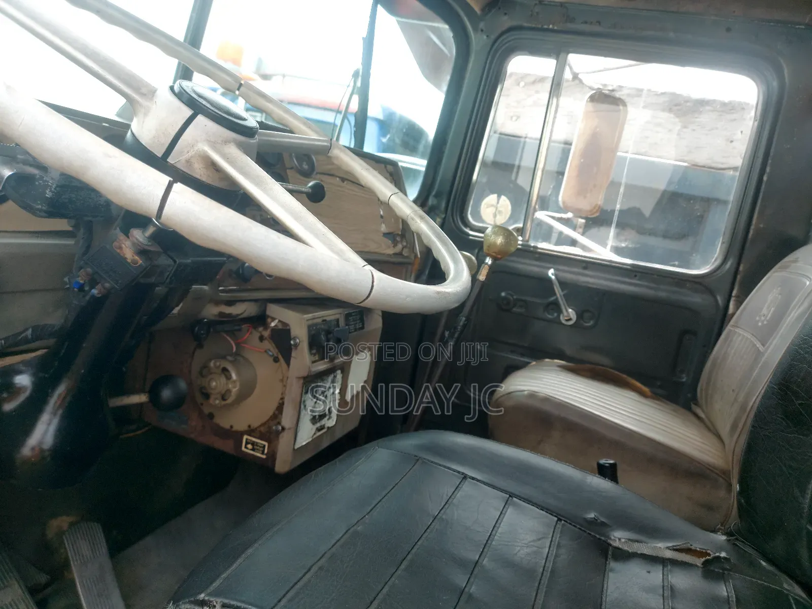 Tokunbo Double Gear Lever Rmodel Mack Ten Tyres Dump Truck B