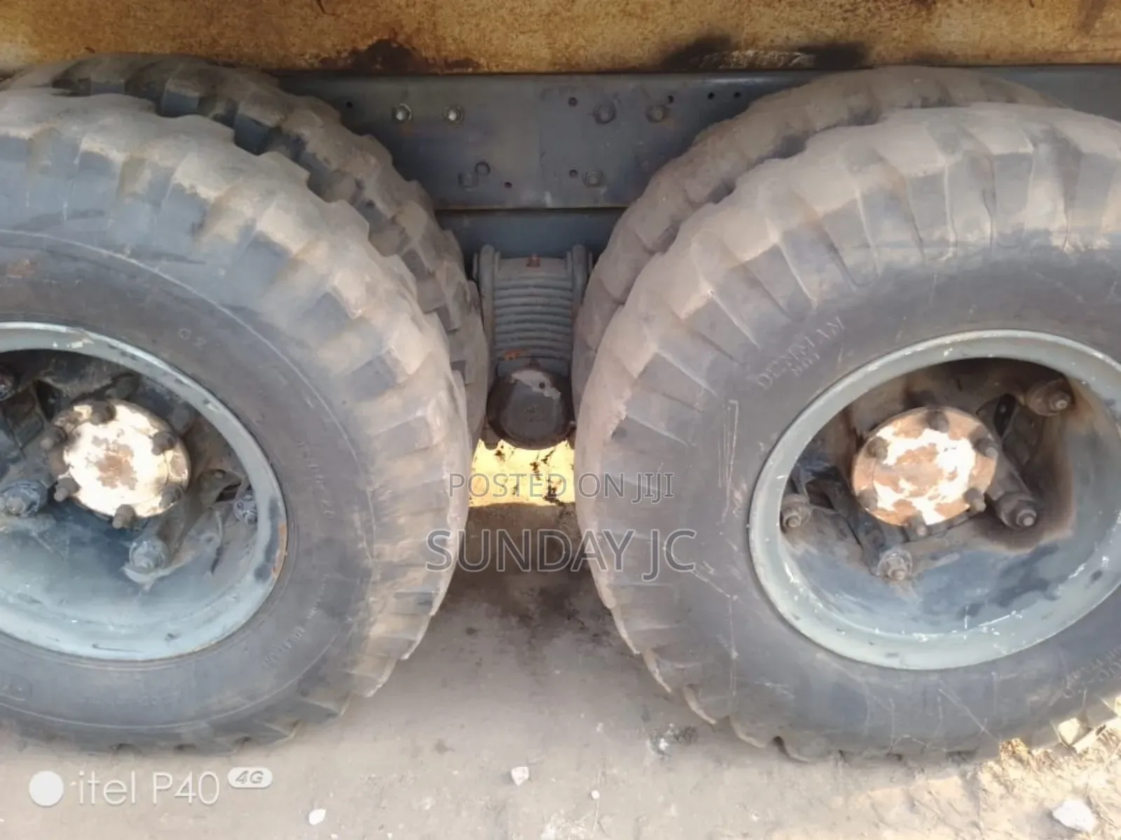 New Arrival 24 Valve DM Mack Ten Tyres Dump Truck Big Axle S