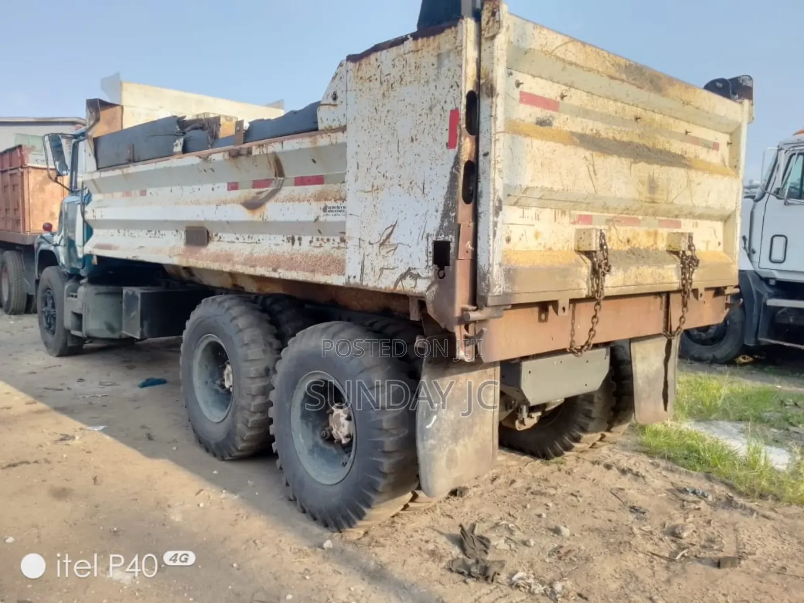 New Arrival 24 Valve DM Mack Ten Tyres Dump Truck Big Axle S