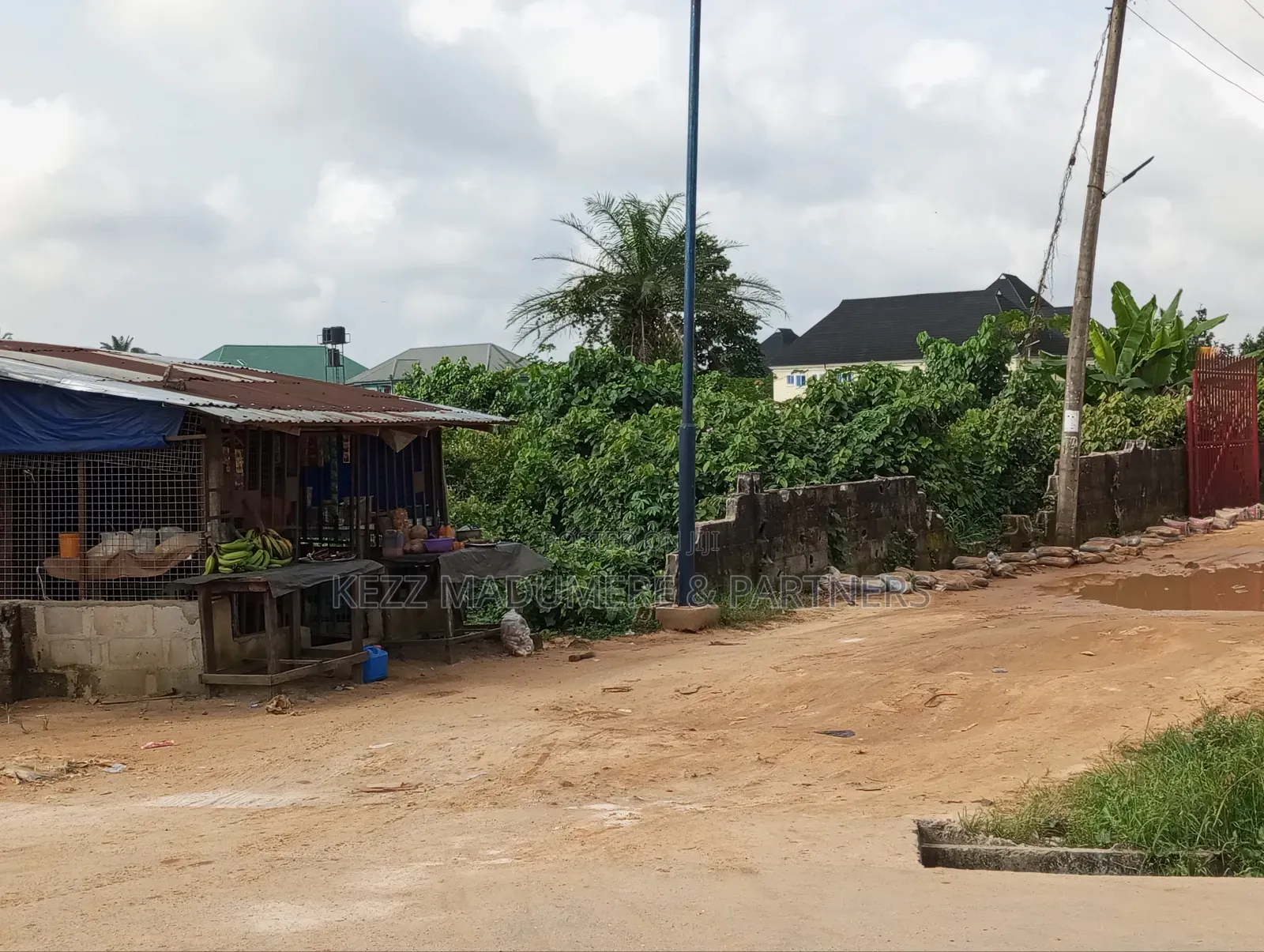 For Sale : 2 Plots at Road 5 , Off Sars Rd, Rumuaghulu, Ph