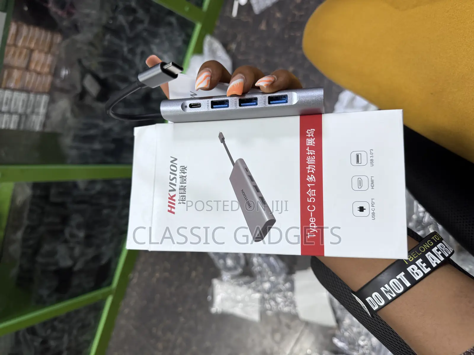 Hikvision USB C 5 in 1 HDMI at 30hz Usb-C Pd 100W Adapter
