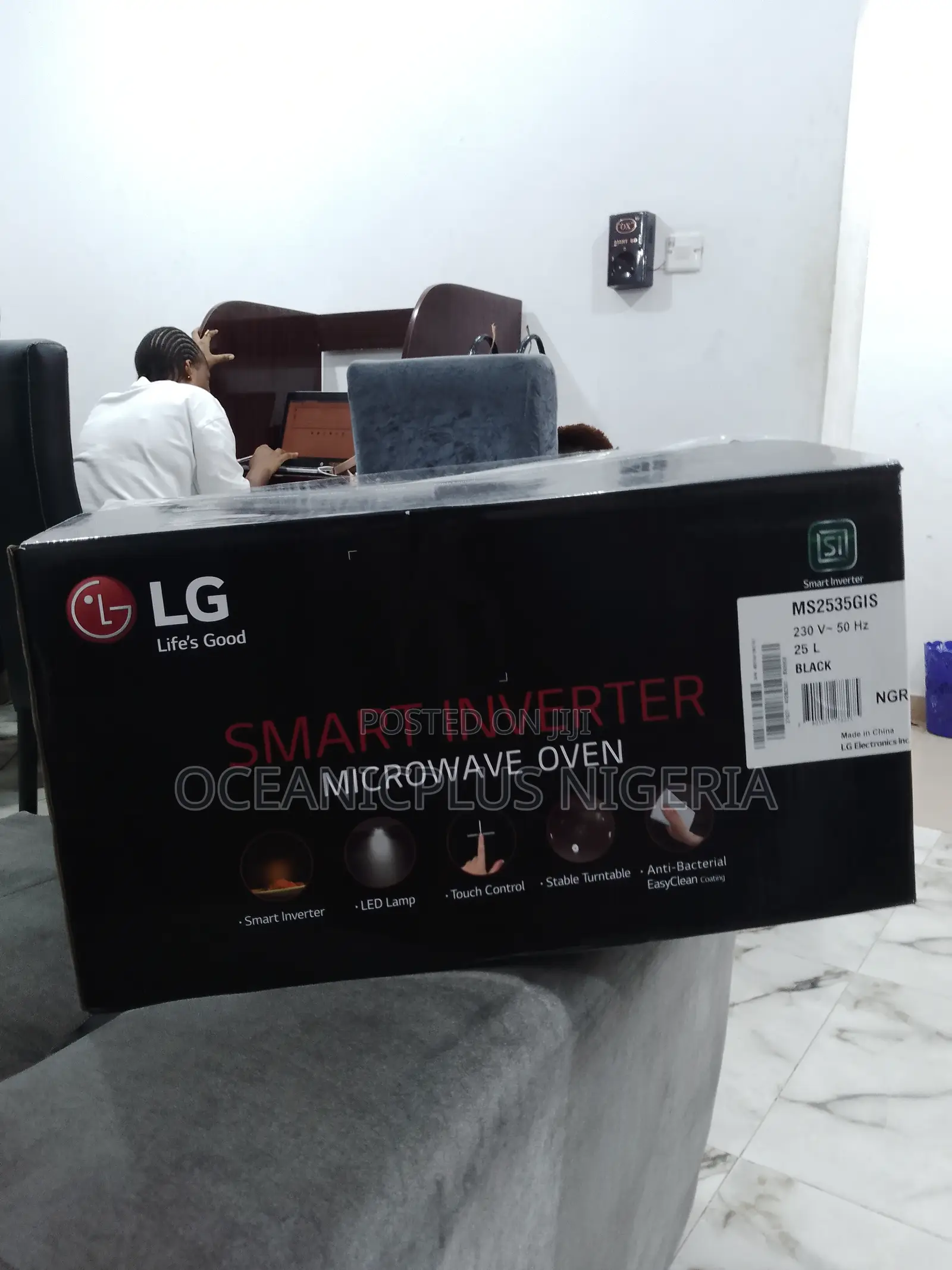 Automated 25L Smart Inverter LG Microwave
