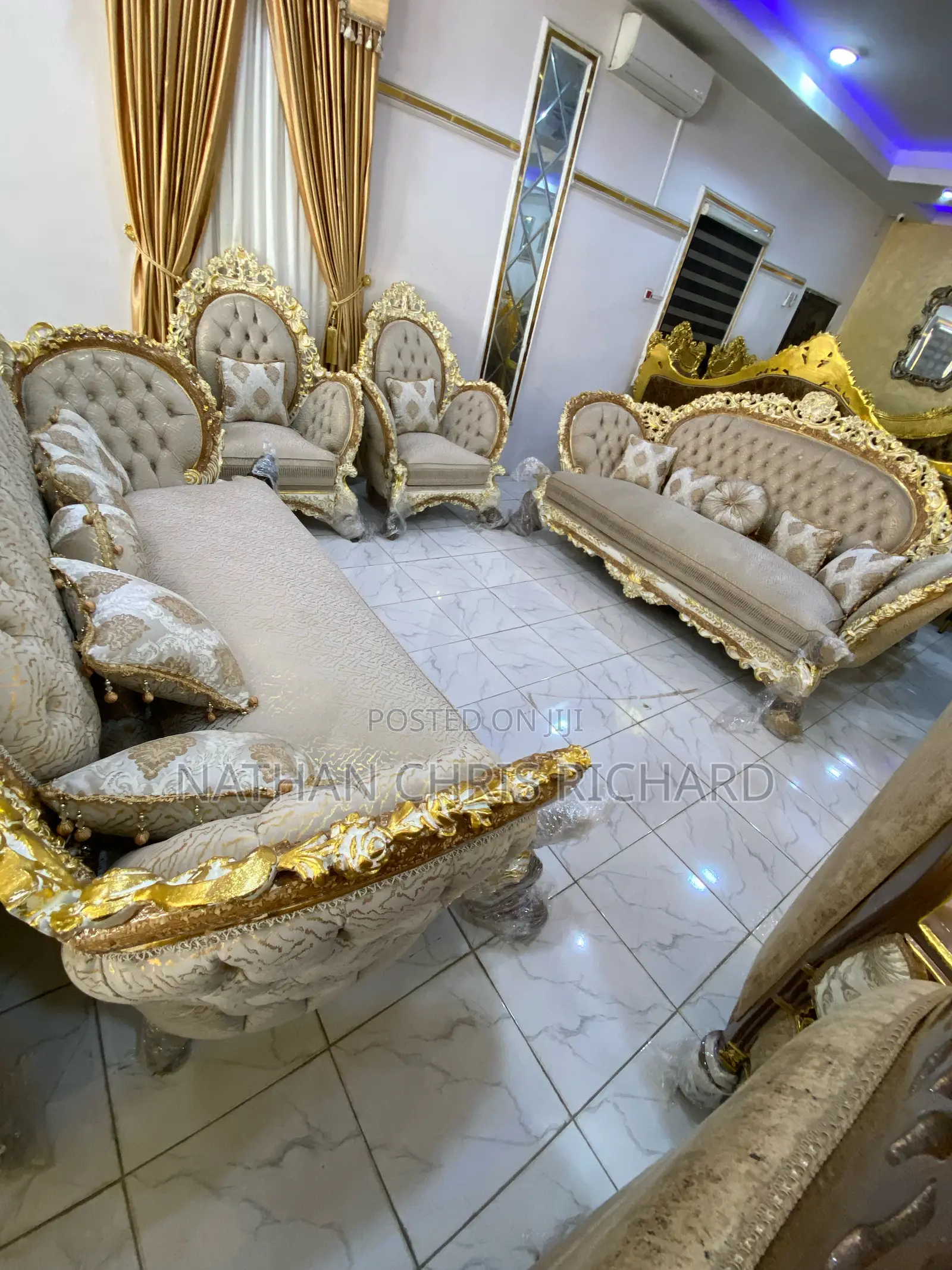 High Quality Royal Luxury Sofa Sets