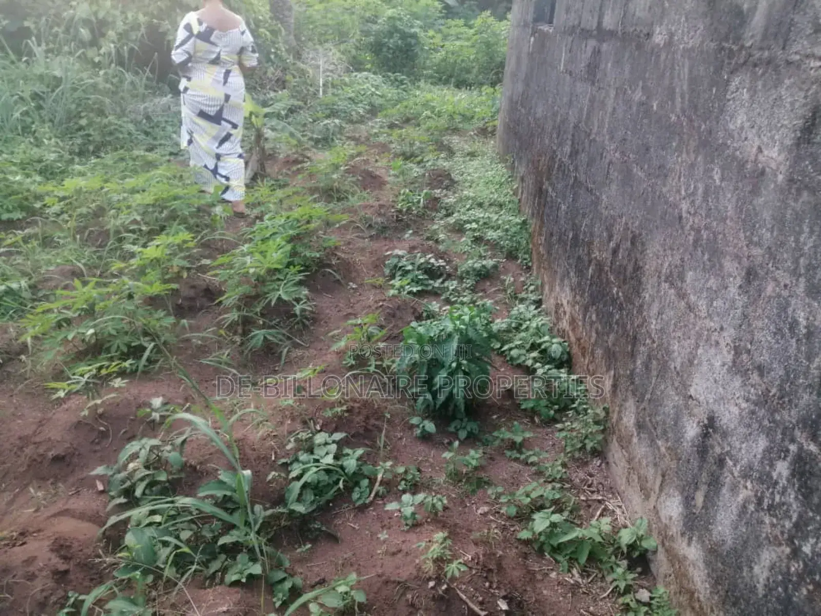 One Plot of Land for Sale at Owaelu Uratta Orji, Owerri