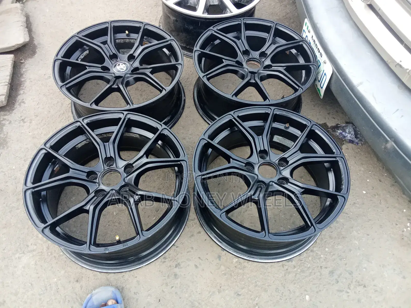 19 Inch Alloyd Wheels