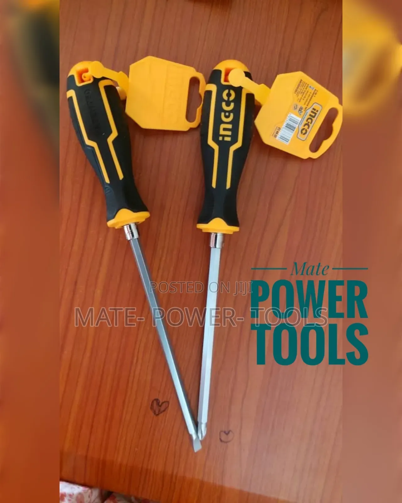INGCO 2 in 1 SCREWDRIVER SET 6.35x160mm Cr-V
