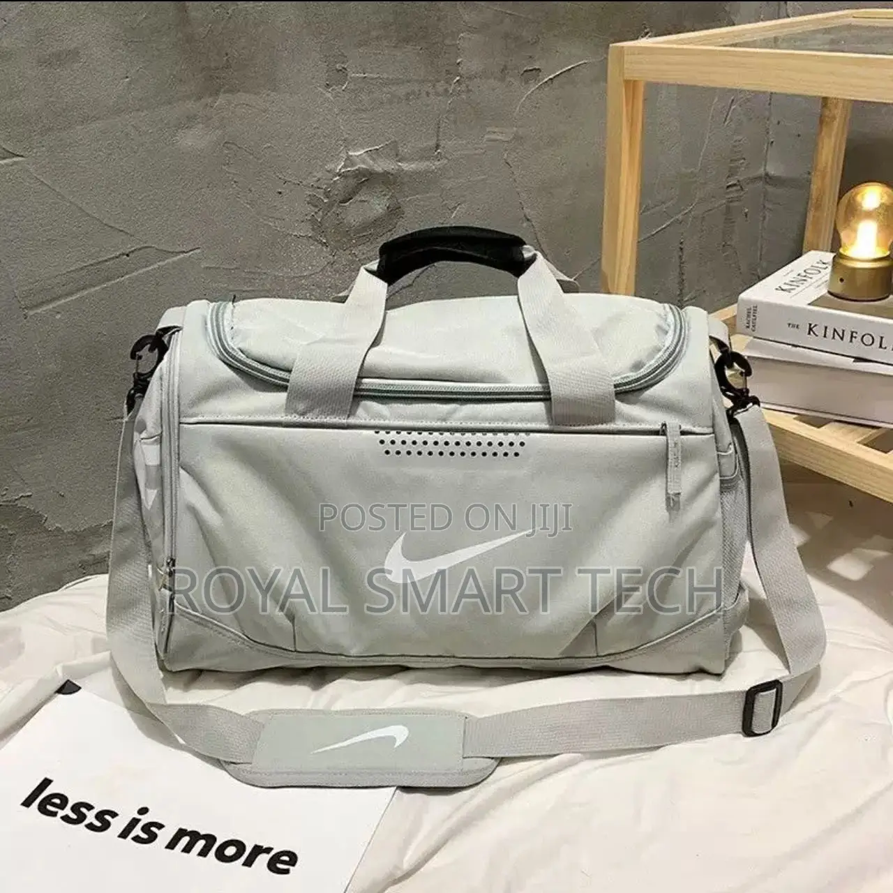 Traveling Bag