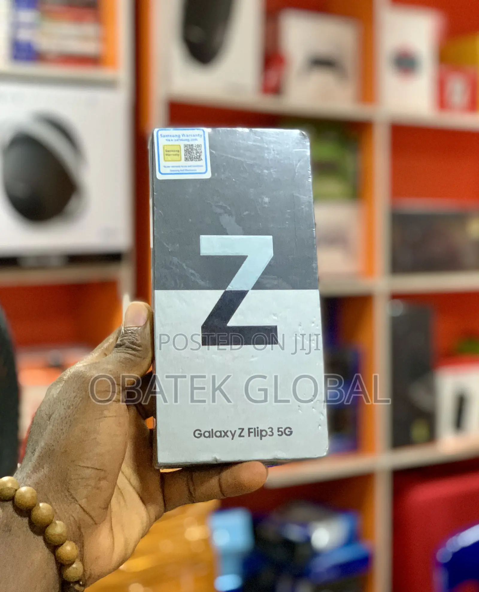 New Samsung Galaxy Z Flip3 5G 128 GB Gold