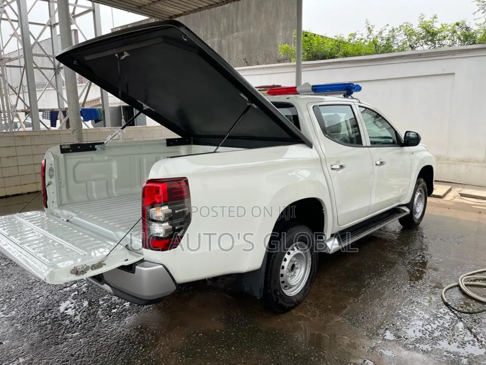 Bootcover Shock for Mitsubishi 2020