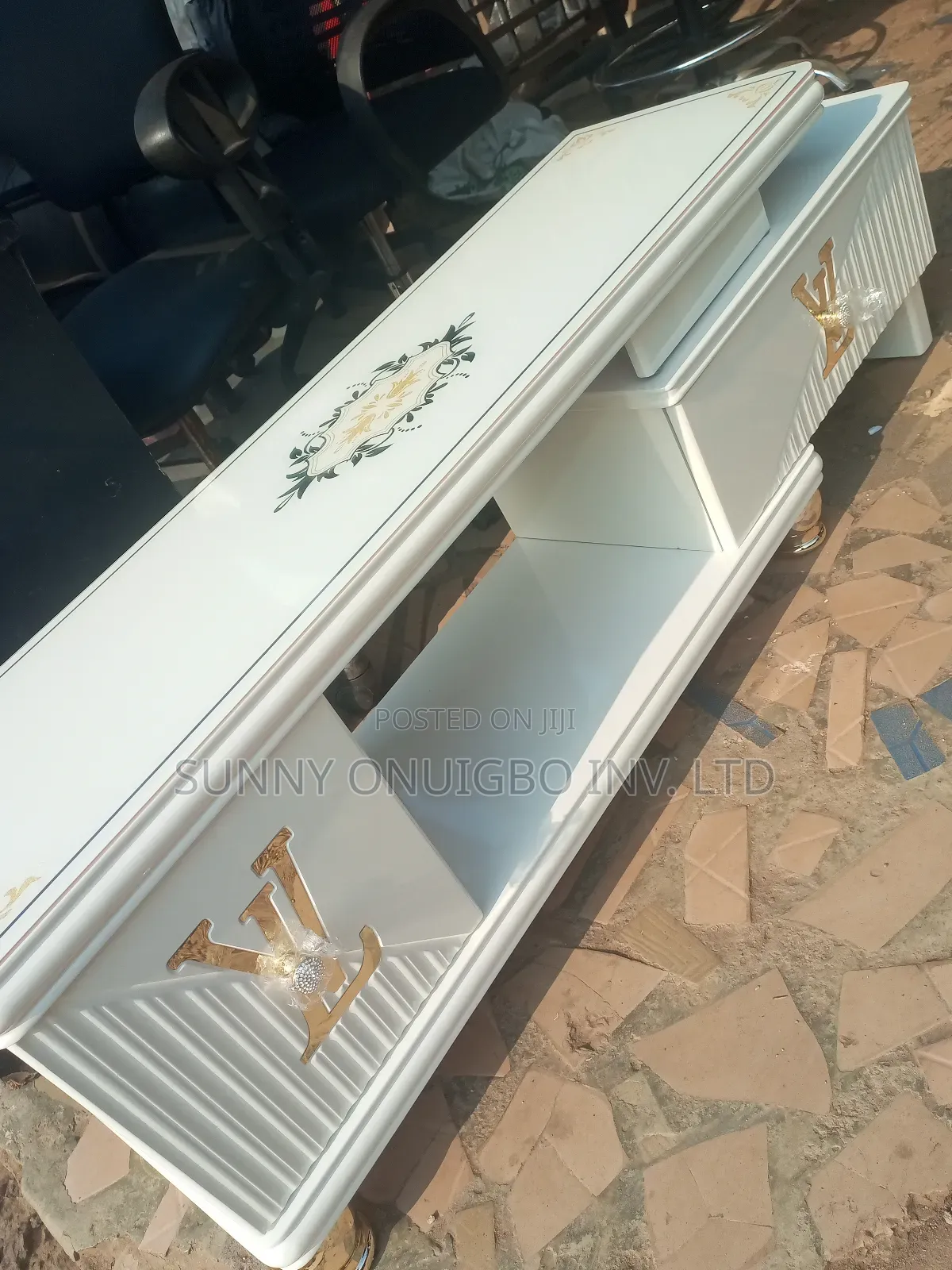 Royal Television Stand With Side Extension