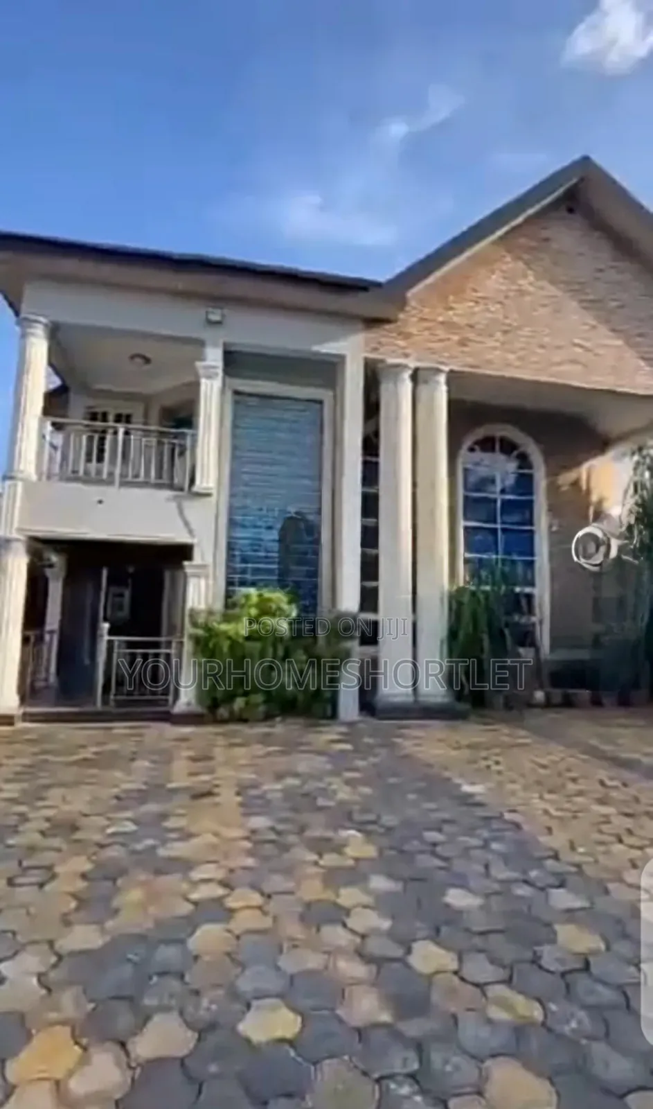 8 Bedrooms Duplex Allows Day Time Party With Dj