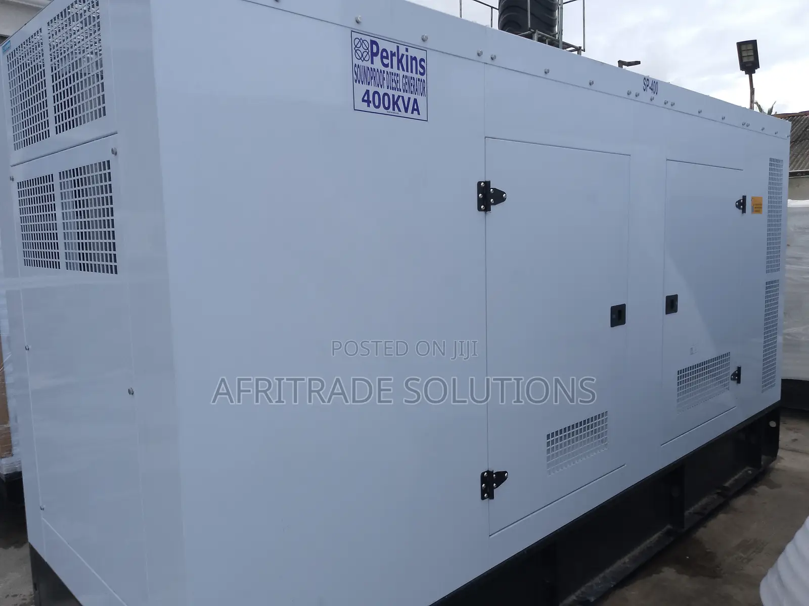Eco- Friendly Perkins 400kva Perkins Soundproof Generator