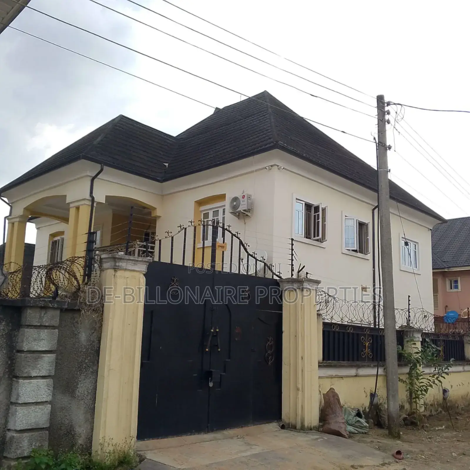 5bdrm Duplex in Imo Housing Estate, Owerri for sale