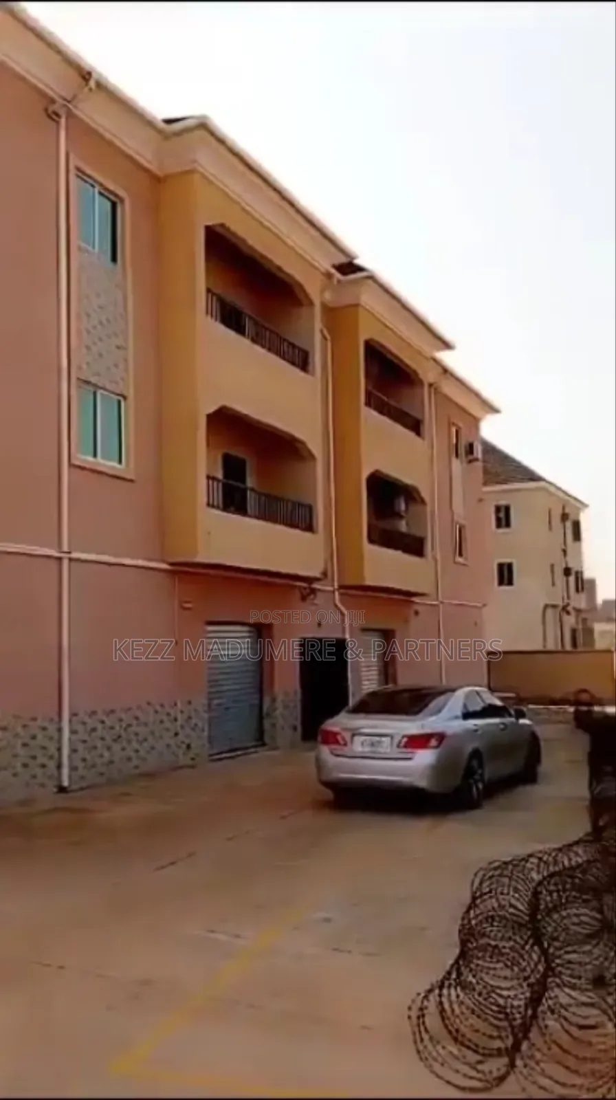 14bdrm House in Enugu, Enugu State for sale