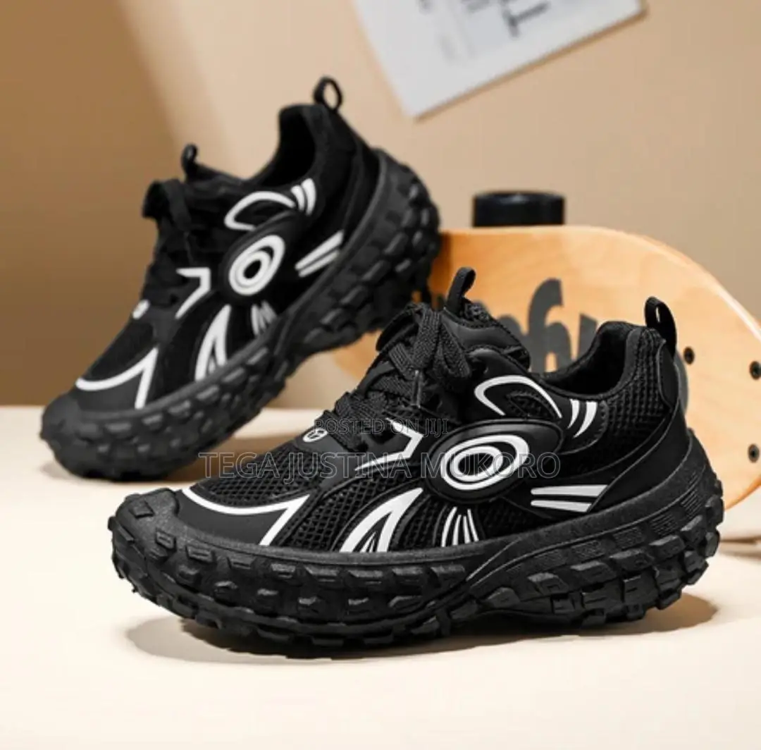 High Quality Unisex Fashion Sneakers