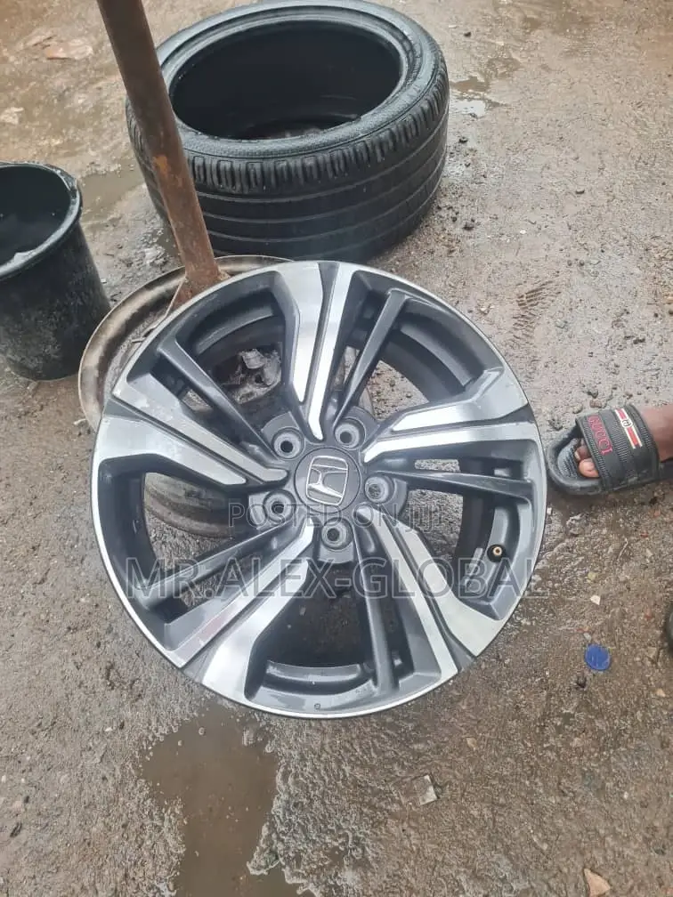 17inches Toyota Hilux Rim 2005