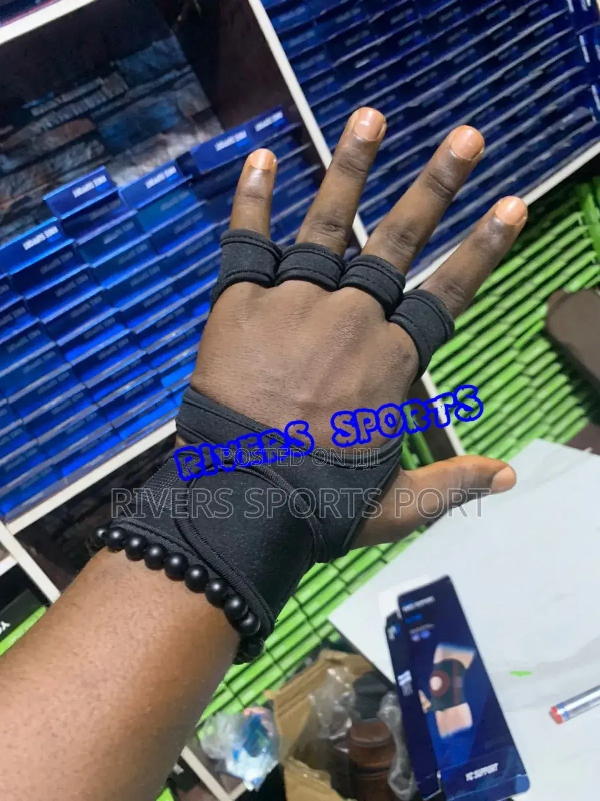 Non-Slip Gym / Weight Lifting Gloves. Palm Protector Gloves