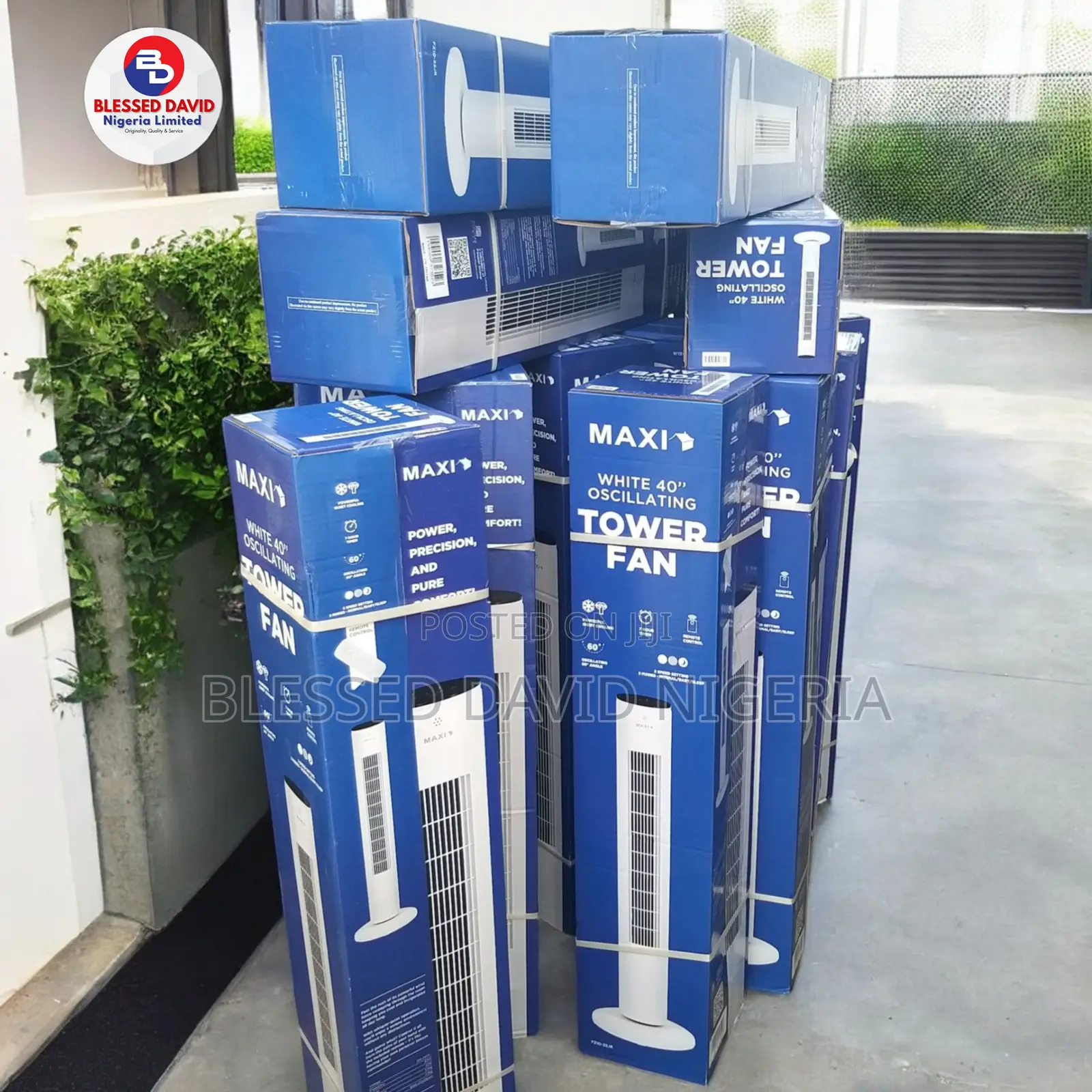 White 40 Inches Maxi Tower Fan 45watts (Oscillation)
