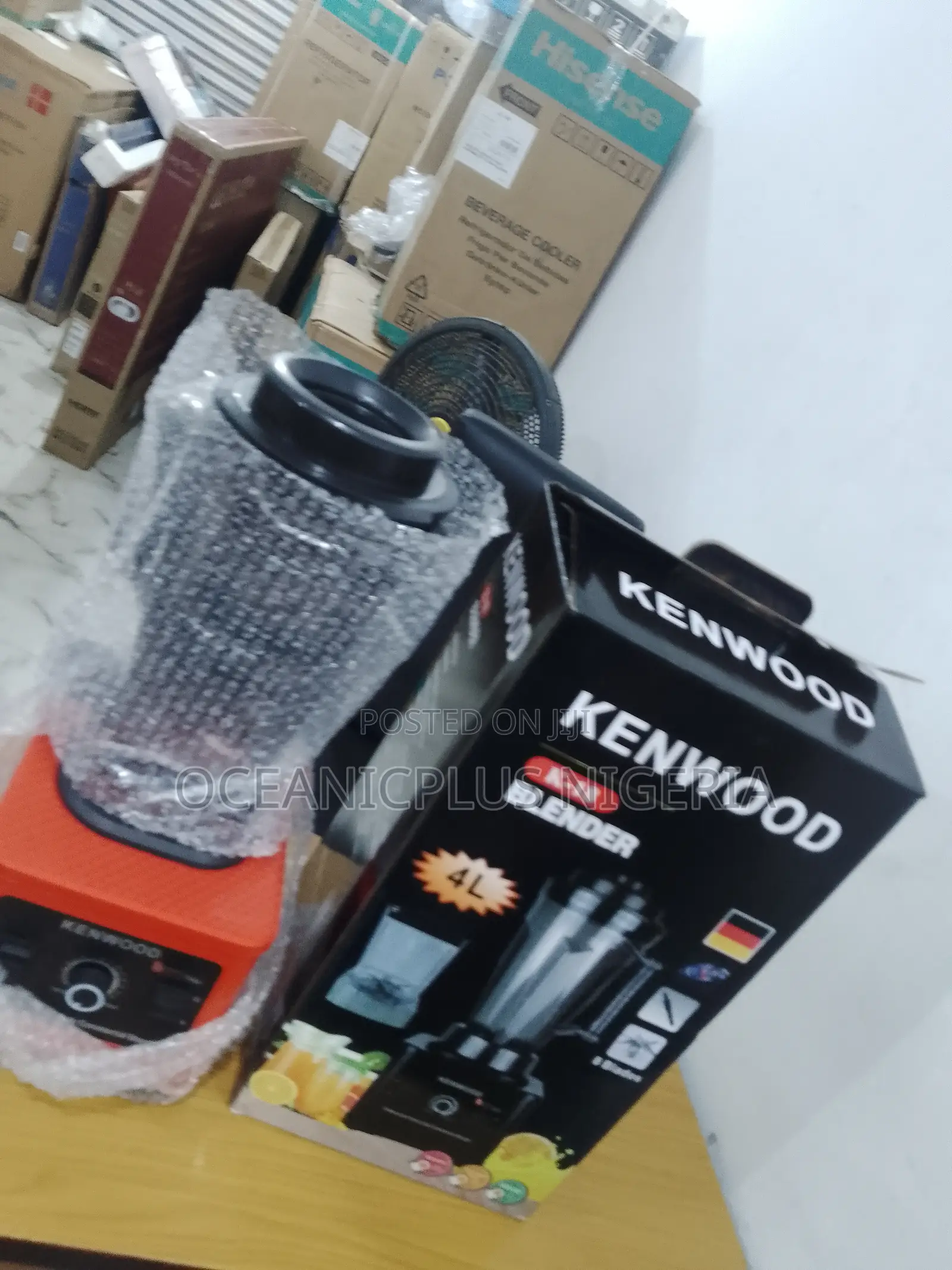 Easy-to-Clean 900watts Kenwood 8blades Blender