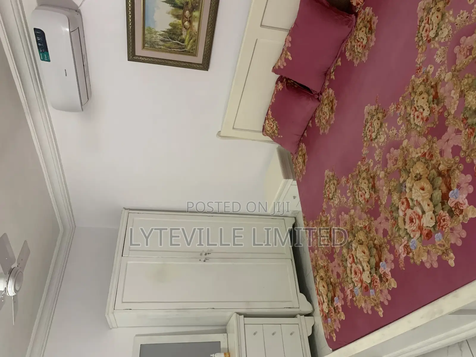 1-Bedroom Apartment