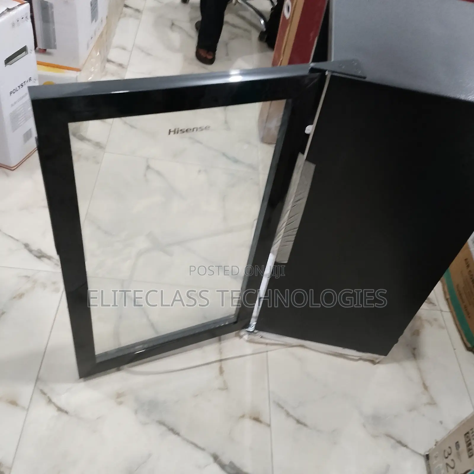 Hisense 91L Glass Door Ultimate Beverage Cooler Maintenance