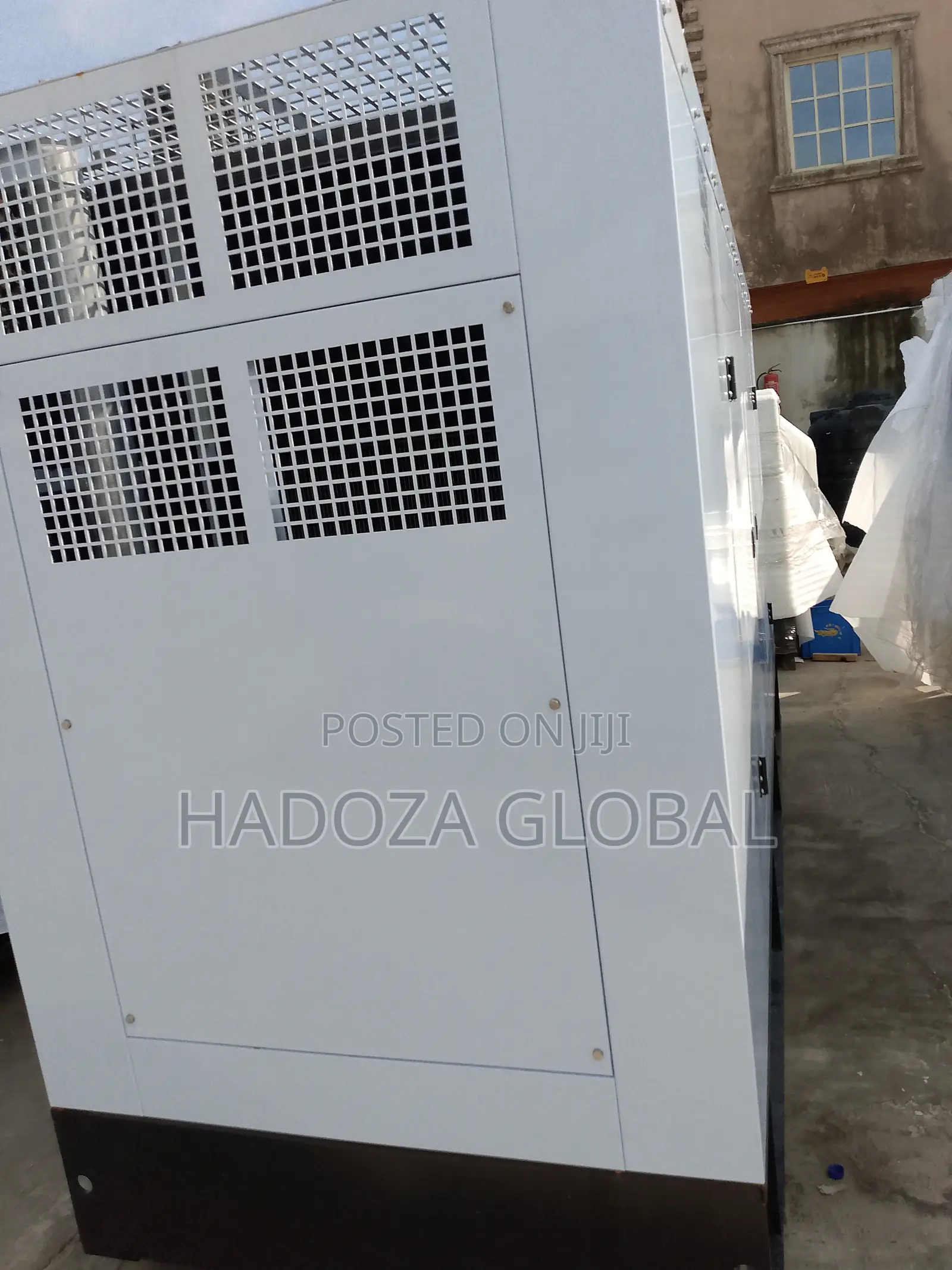 Highly-Advanced 400kva Soundproof Perkins Generator