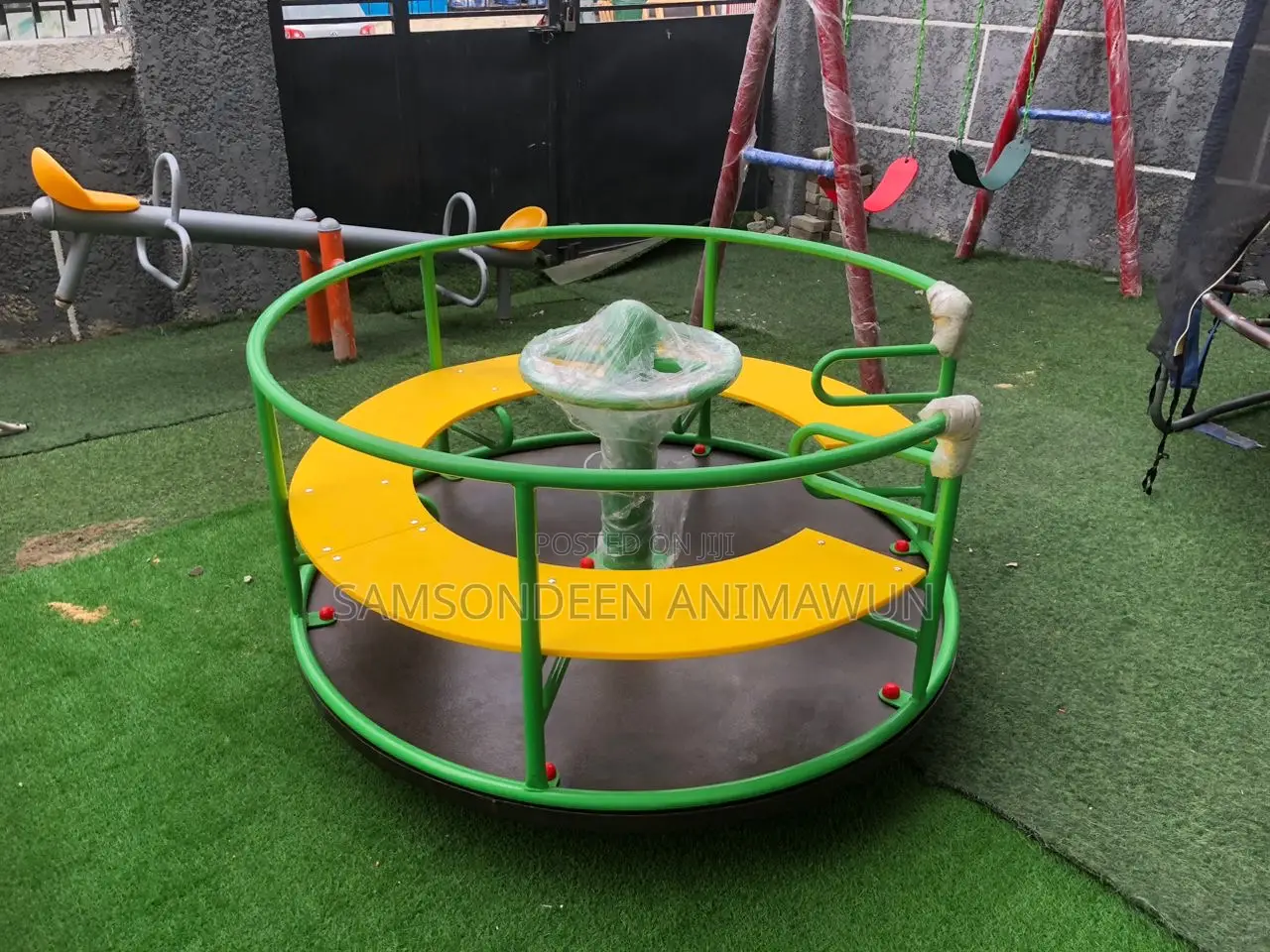Giant Mery Go Round