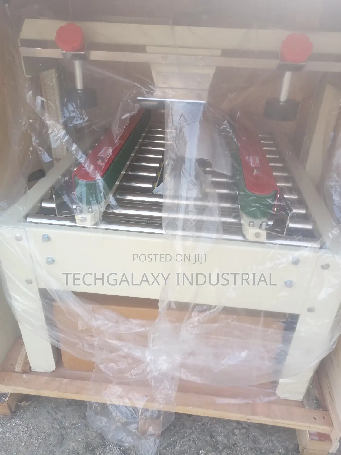 Carton Sealing Machine