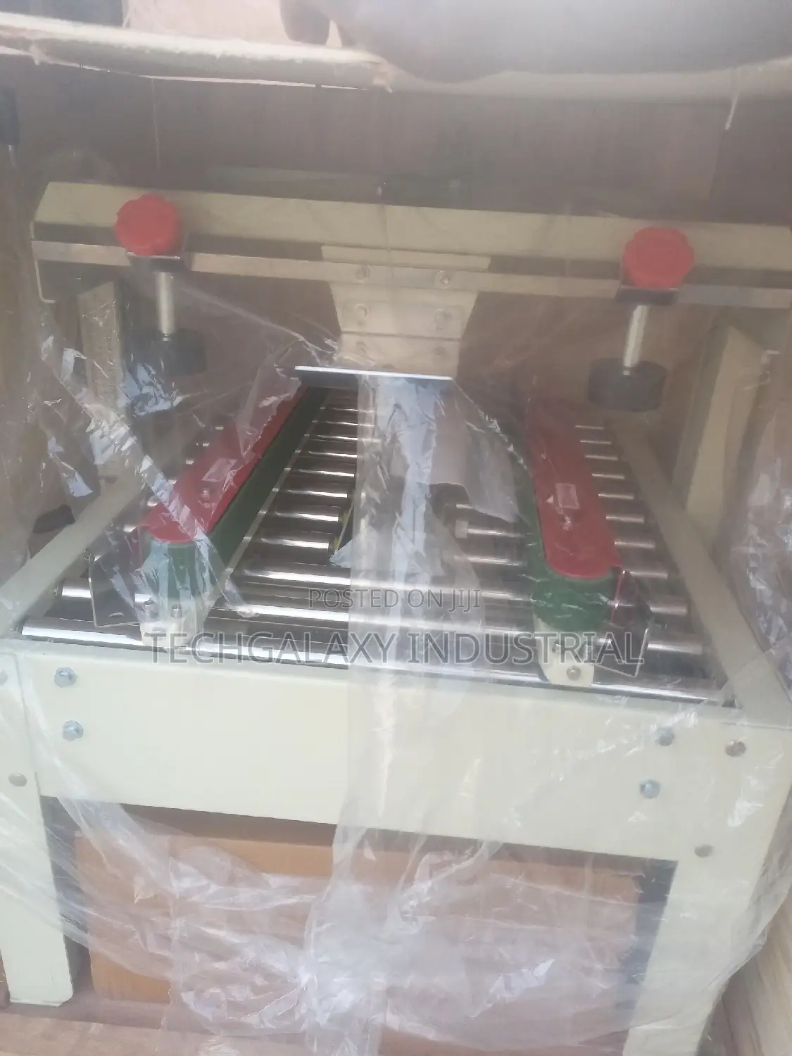 Carton Sealing Machine