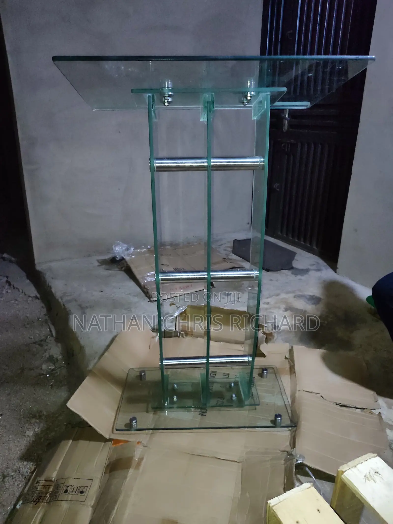 Glass Classic Pulpits
