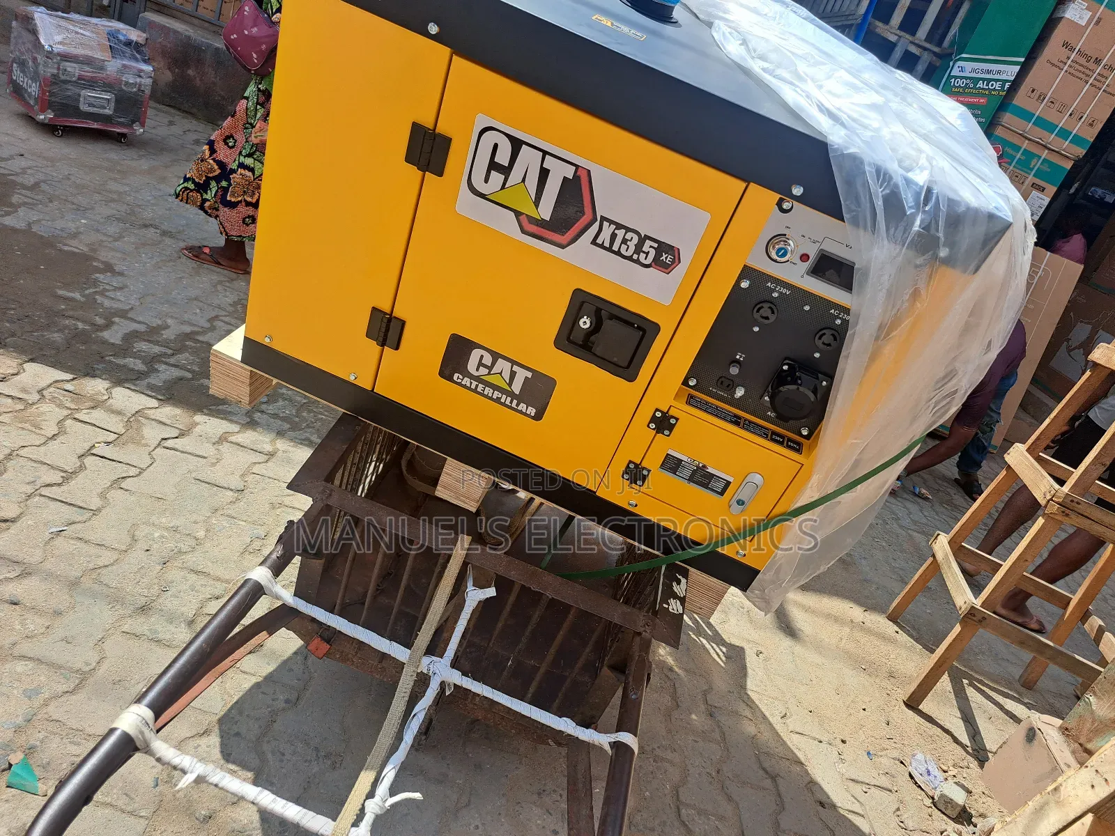 Quality 12.5kva Cat Diesel Soundproof Generator 100% Copper