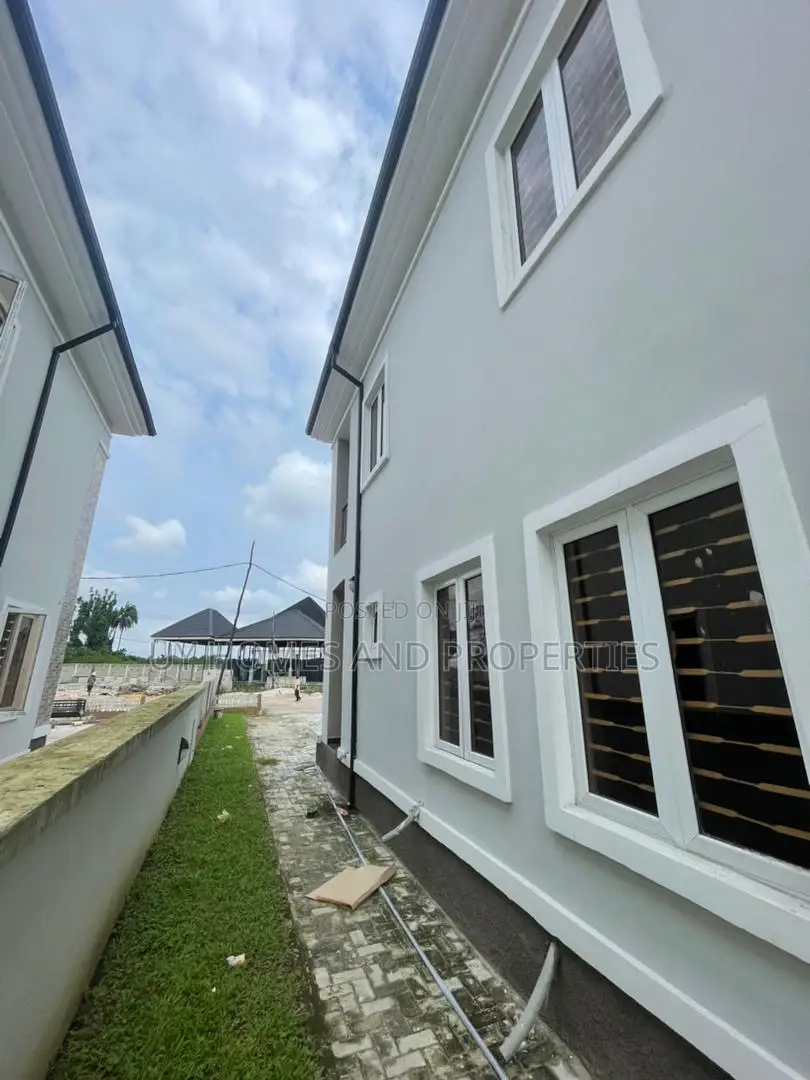 4bdrm Duplex in Reefcourts Estate, Port-Harcourt for sale