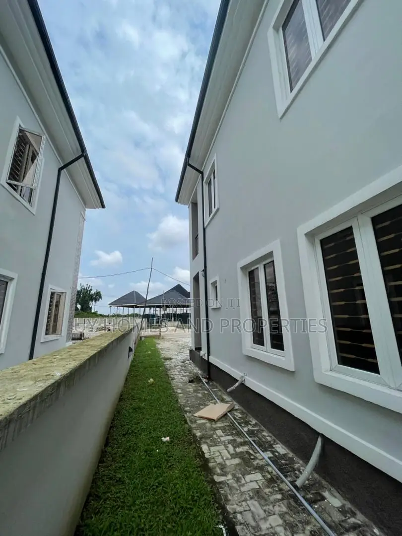 4bdrm Duplex in Reefcourts Estate, Port-Harcourt for sale
