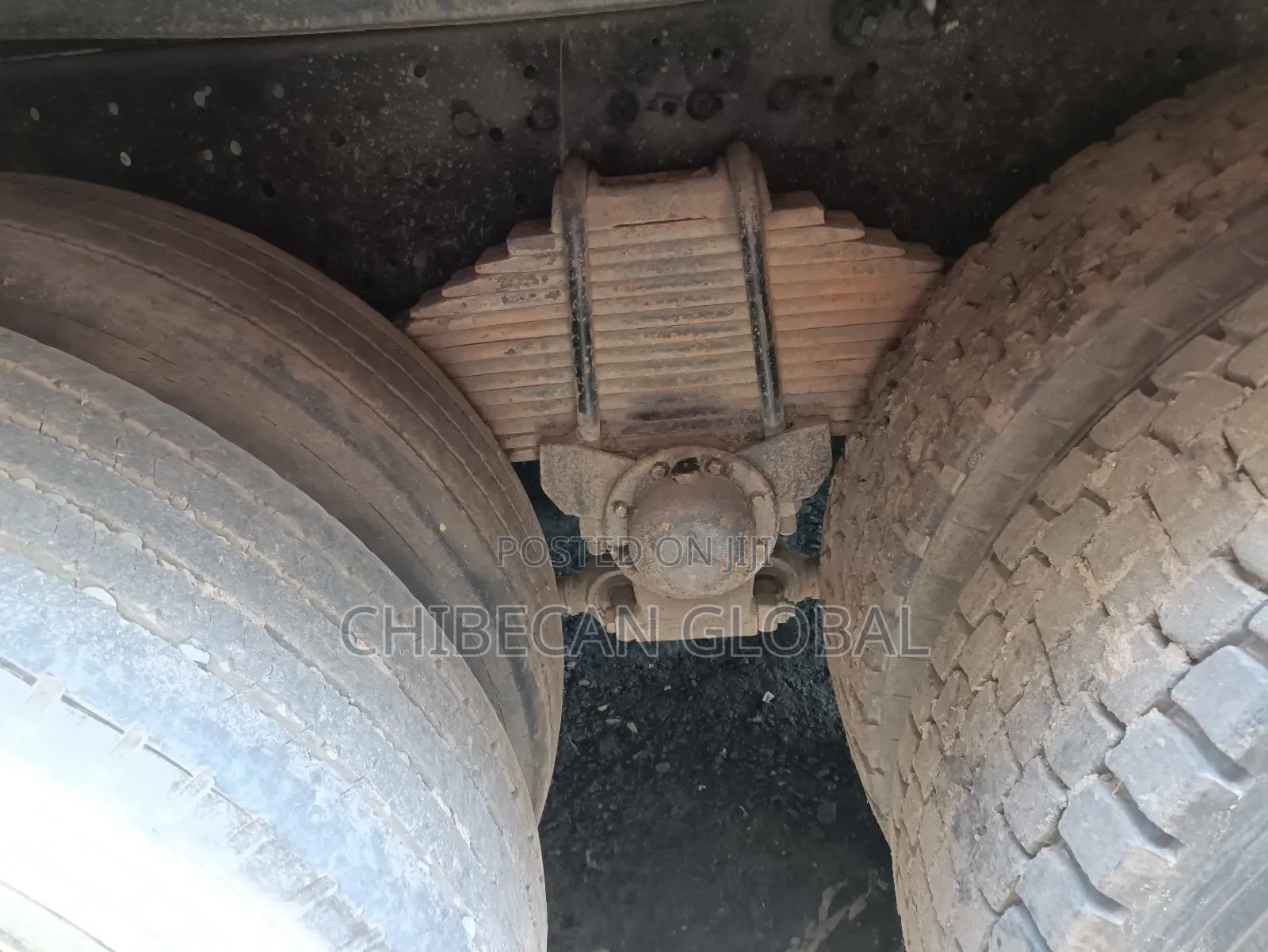 1838 Benz Truck 10 Tyres (8 Cylinder)