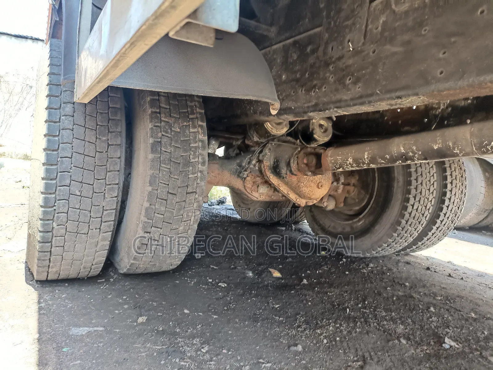 1838 Benz Truck 10 Tyres (8 Cylinder)