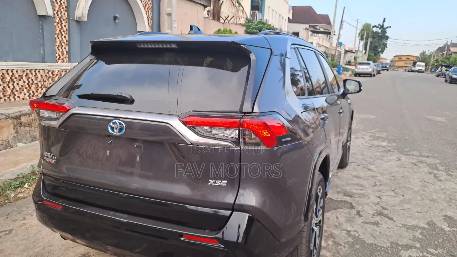 Toyota RAV4 2023 Gray