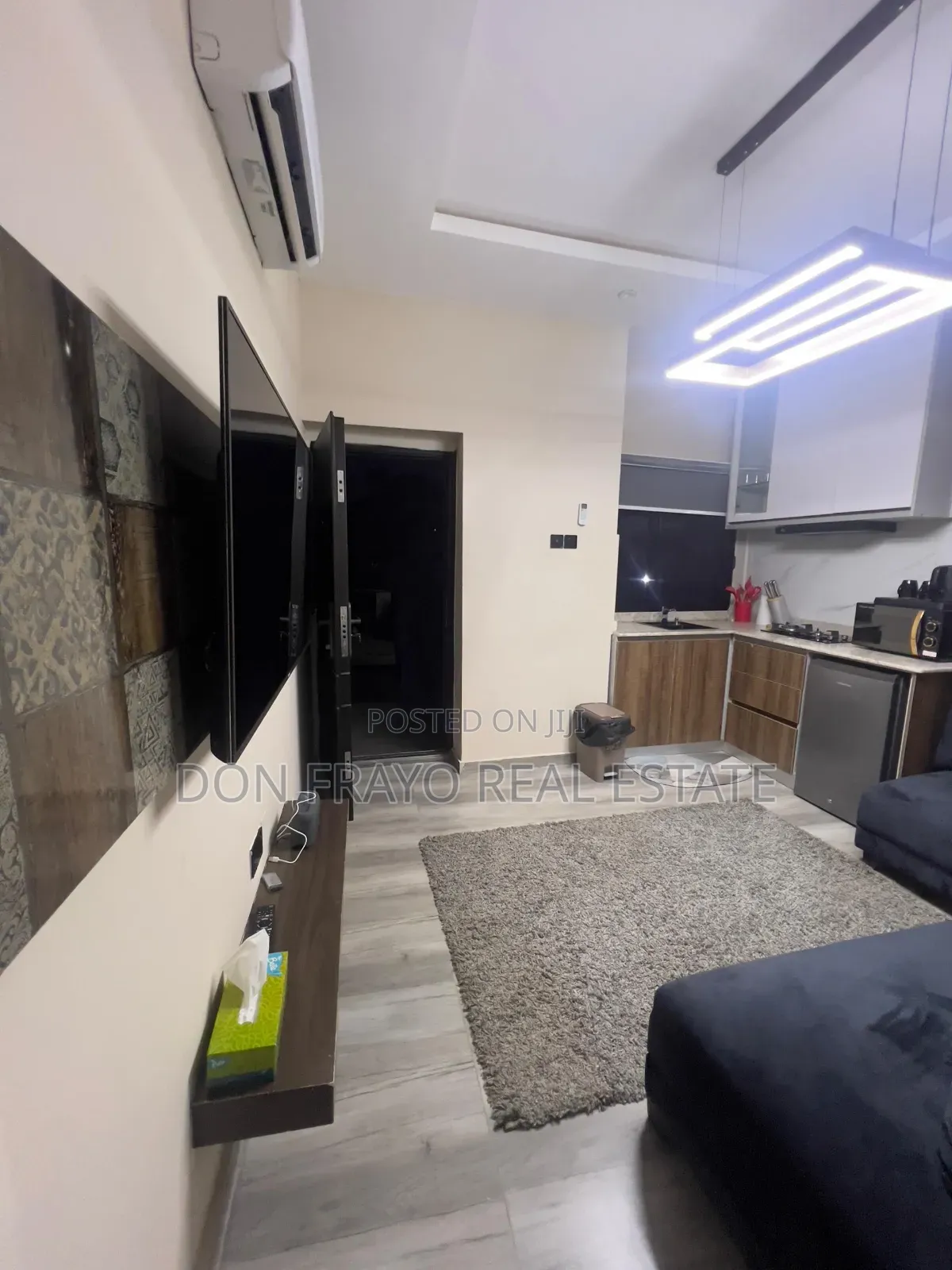 1 Bed Parlor Short Let in Ikolaba Estate Agodi Gra Area